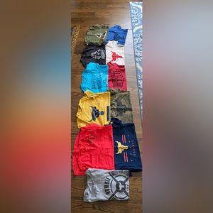Lot of 11 Under Armor, The Rock t-shirts size youth Medium
